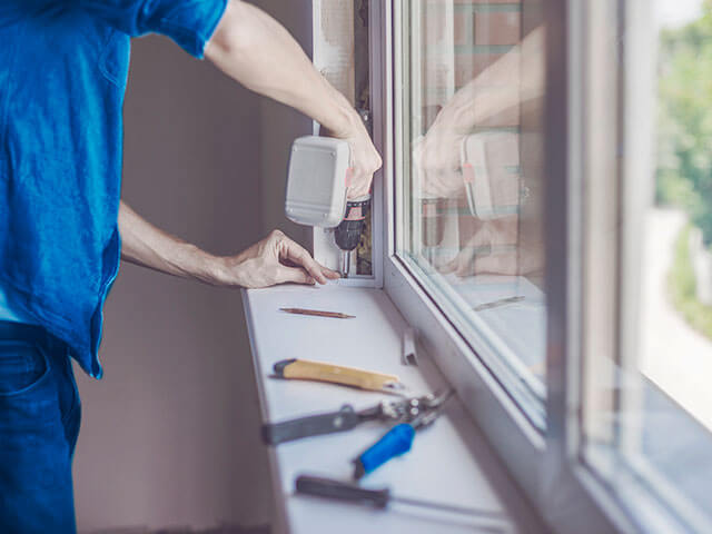 Как защитить окна на даче от проникновения воров Как защитить окна на даче от проникновения воров